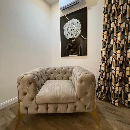 Luxury House Stazione Daire