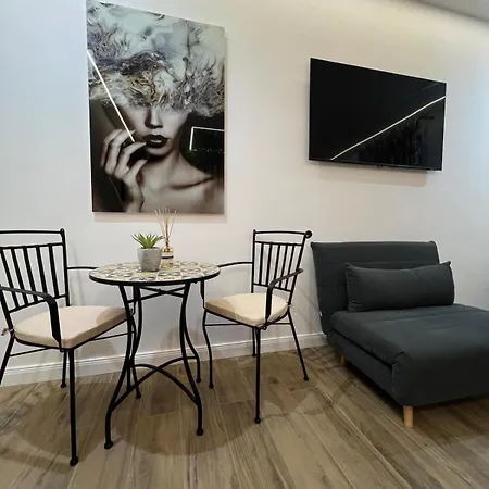 Daire Luxury House Stazione *